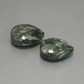 Gemas de Serafinita Verde natural de  ct, En forma de pera, Opaco