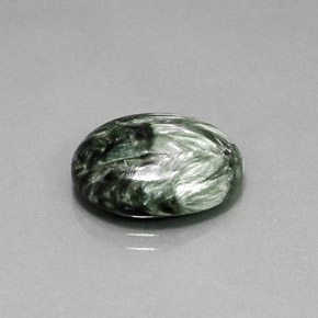 Serafinita Verde natural de 8.68 ct, Corte Óvalo, Opaco