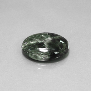 Serafinita verde natural de 9,52 ct, corte óvalo, opaco