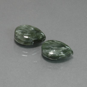 Gemas de serafinita verde natural de 10,72 ct, en forma de pera, opaco