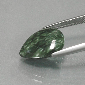 Serafinita verde natural de 4,49 ct, en forma de pera, opaco