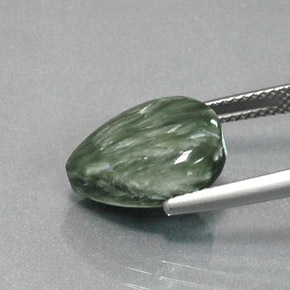 Serafinita verde natural de 6,18 ct, en forma de pera, opaco