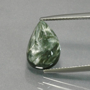 Serafinita verde natural de 4,70 ct, en forma de pera, opaco
