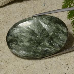 Serafinita verde natural de 55,28 ct, corte óvalo, opaco