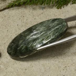 Serafinita Verde multicolor natural de 47.08 ct, Corte Óvalo, Opaco