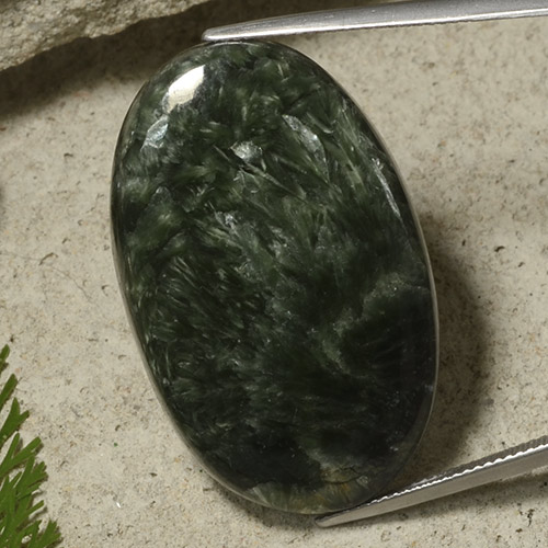 Serafinita Verde oscuro natural de 40.35 ct, Corte Óvalo, Opaco