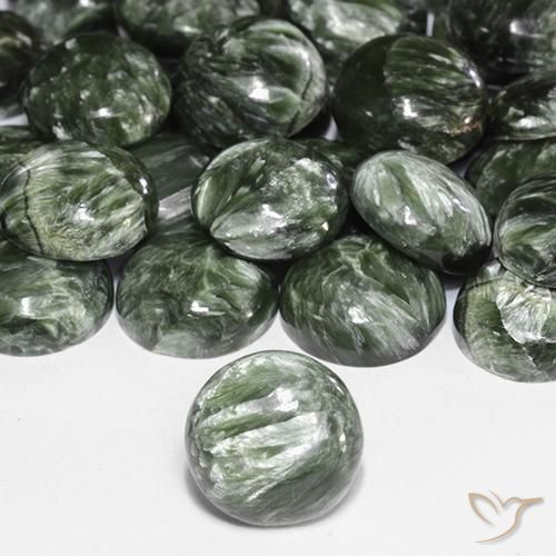 Serafinita Verde militar natural de 4.85 ct, Redondo, Opaco
