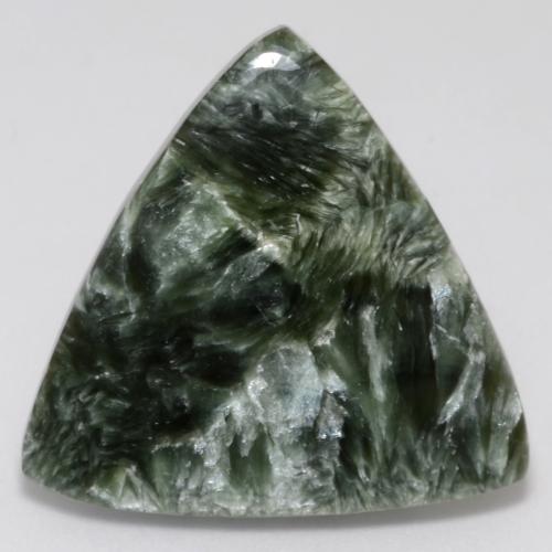 Serafinita verde natural de 12,51 ct, trillón, opaco