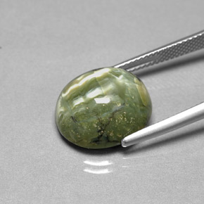 Serpentina verde natural de 9,20 ct, corte óvalo, opaco