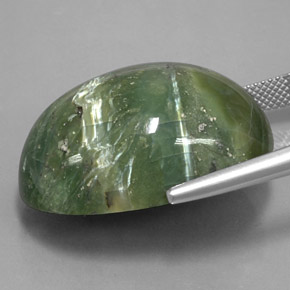 Serpentina verde natural de 42,50 ct, corte óvalo, opaco