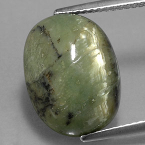 Serpentina verde natural de 7,68 ct, corte óvalo, opaco