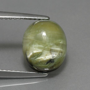 Serpentina verde natural de 2,93 ct, corte óvalo, opaco