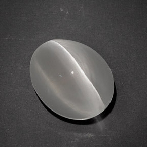 Sillimanite cat's eye gris natural de 7,96 ct, corte óvalo, translúcido