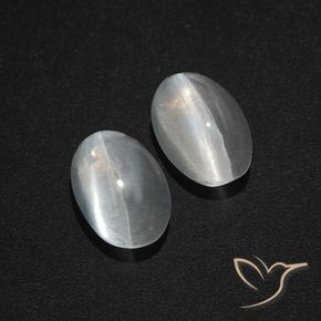 Gemas de Silimanita Ojo de Gato Blanco claro natural de 2.80 ct, Ovalada, Translúcido