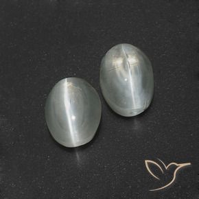 Gemas de Silimanita Ojo de Gato Blanco claro natural de 2.99 ct, Ovalada, Translúcido