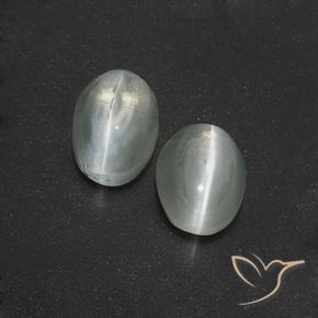 Gemas de Silimanita Ojo de Gato Blanco claro natural de 2.99 ct, Ovalada, Translúcido