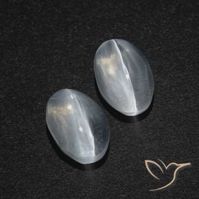 Gemas de Silimanita Ojo de Gato Blanco claro natural de 2.29 ct, Ovalada, Translúcido