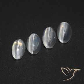 Gemas de Silimanita Ojo de Gato Blanco claro natural de 3.63 ct, Ovalada, Translúcido