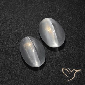 Gemas de Silimanita Ojo de Gato Blanco claro natural de 2.86 ct, Ovalada, Translúcido