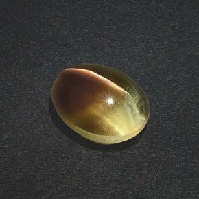 Sillimanite cat's eye marrón natural de 3,02 ct, corte óvalo, translúcido