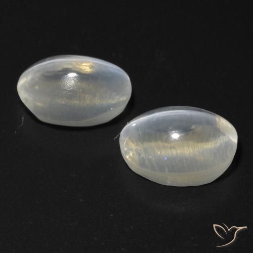 Gemas de Silimanita Ojo de Gato Blanco natural de 2.33 ct, Ovalada, Translúcido