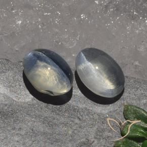 Gemas de Silimanita Ojo de Gato Claro natural de 2.49 ct, Ovalada, Translúcido