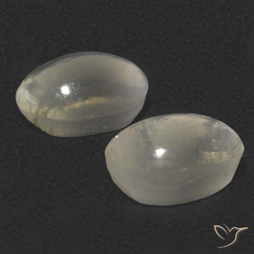 Gemas de Silimanita Ojo de Gato Blanco cálido natural de 2.78 ct, Ovalada, Transparente