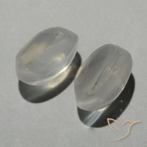 Gemas de Silimanita Ojo de Gato Blanco cálido natural de 2.15 ct, Ovalada, Transparente