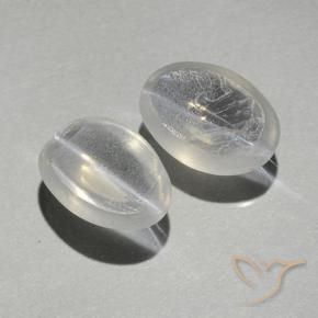 Gemas de Silimanita Ojo de Gato Blanco cálido natural de 1.89 ct, Ovalada, Transparente