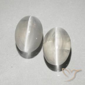 Gemas de Silimanita Ojo de Gato Blanco cálido natural de 2.32 ct, Ovalada, Transparente