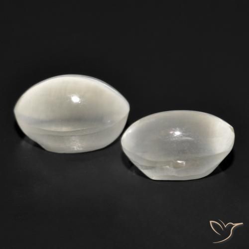 Gemas de Silimanita Ojo de Gato Gris muy claro natural de 2.53 ct, Ovalada, Transparente