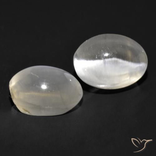 Gemas de Silimanita Ojo de Gato Gris muy claro natural de 2.57 ct, Ovalada, Transparente