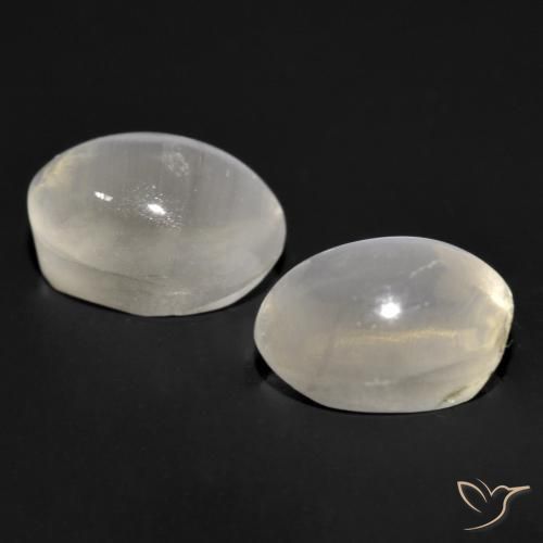 Gemas de Silimanita Ojo de Gato Gris muy claro natural de 2.57 ct, Ovalada, Transparente