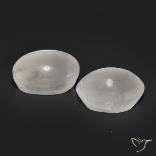 Gemas de Silimanita Ojo de Gato Gris muy claro natural de 2.36 ct, Ovalada, Translúcido