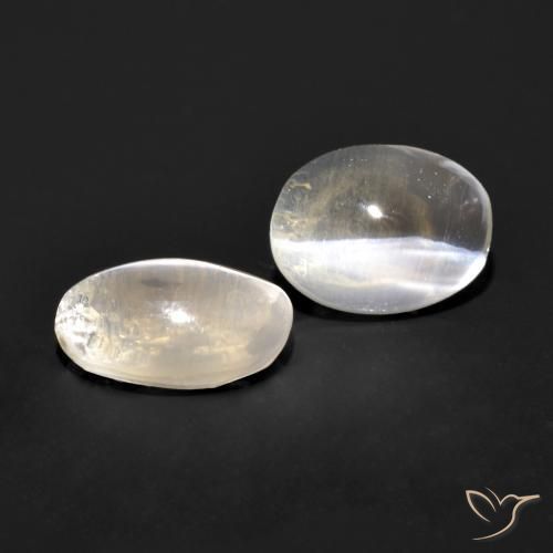 Gemas de Silimanita Ojo de Gato Gris muy claro natural de 1.82 ct, Ovalada, Transparente