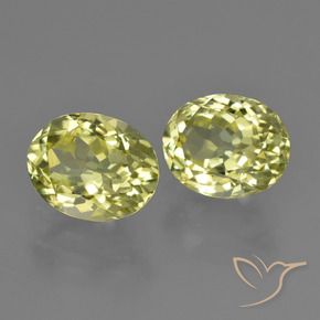 Gemas de Sillimanita Amarillo  verdoso natural de 4.88 ct, Ovalada, VS