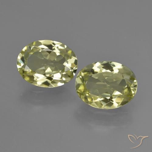 3.31ctw Natural Amarillo  verdoso Silimanita, Ovalada, VVS