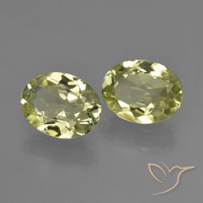 Gemas de Sillimanita Amarillo  verdoso natural de 3.31 ct, Ovalada, VVS