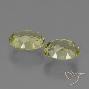 Gemas de Sillimanita Amarillo  verdoso natural de 4.32 ct, Ovalada, VVS-VS
