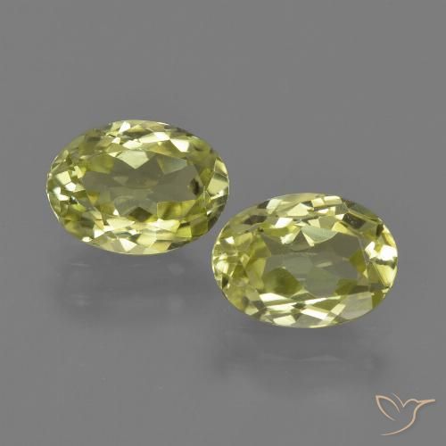 2.54ctw Natural Amarillo verdoso Silimanita, Ovalada, VVS-VS