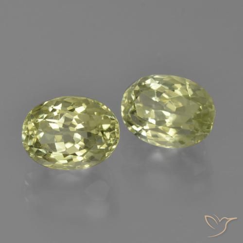 Gemas de Sillimanita Amarillo verdoso natural de 3.27 ct, Ovalada, VVS-VS