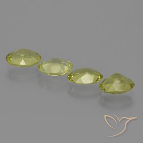 Gemas de Sillimanita Amarillo  verdoso natural de 2.94 ct, Ovalada, VVS-VS