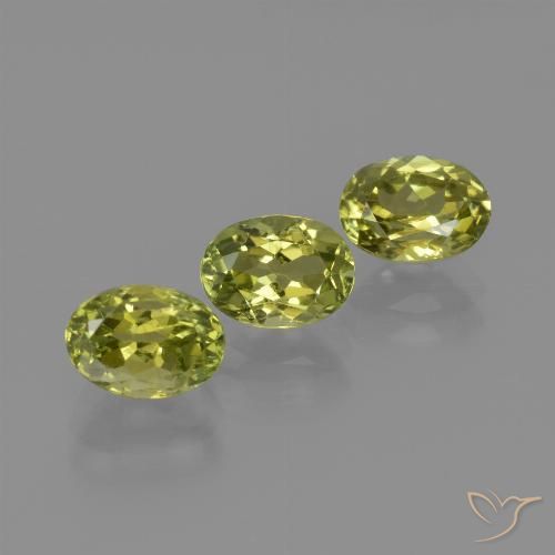 3.23ctw Natural Amarillo medio Silimanita, Ovalada, VVS-VS