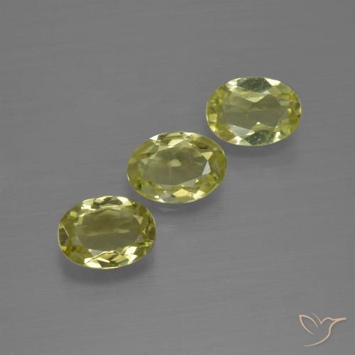 1.98ctw Natural Amarillo verdoso Silimanita, Ovalada, VS