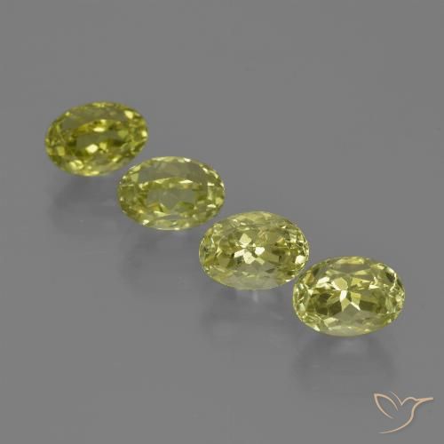 4.75ctw Natural Amarillo medio Silimanita, Ovalada, VVS-VS