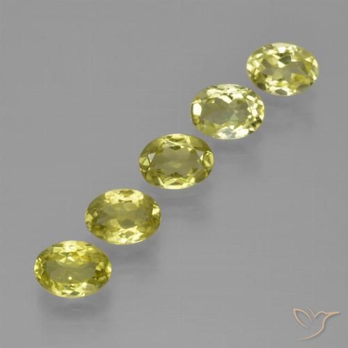 4.31ctw Natural Amarillo verdoso Silimanita, Ovalada, VVS-VS