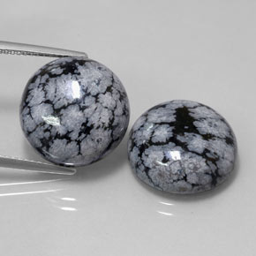 Gemas de obsidiana nevada negro natural de  ct, corte redondo, opaco