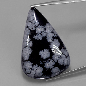 Obsidiana nevada multicolor natural de 28,43 ct, en forma de pera, opaco