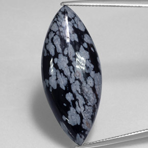 Obsidiana nevada negro natural de 19,75 ct, marquesa, opaco