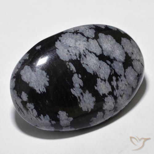 Obsidiana copo de nieve Gris-Blanco y negro natural de 28.85 ct, Ovalada, Opaco